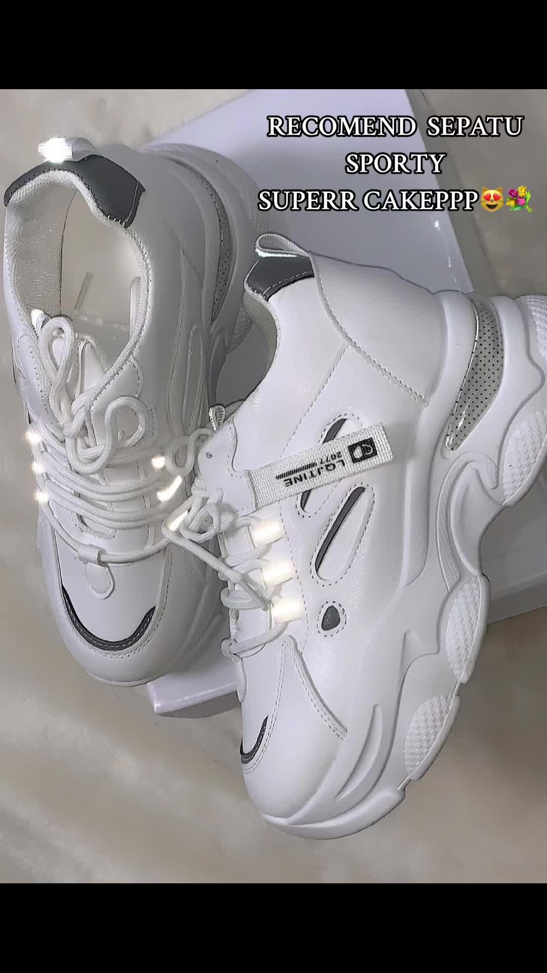 Sporty Sneakers Promo