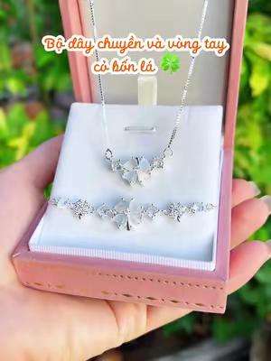 Lucky Clover Jewelry Set Promo