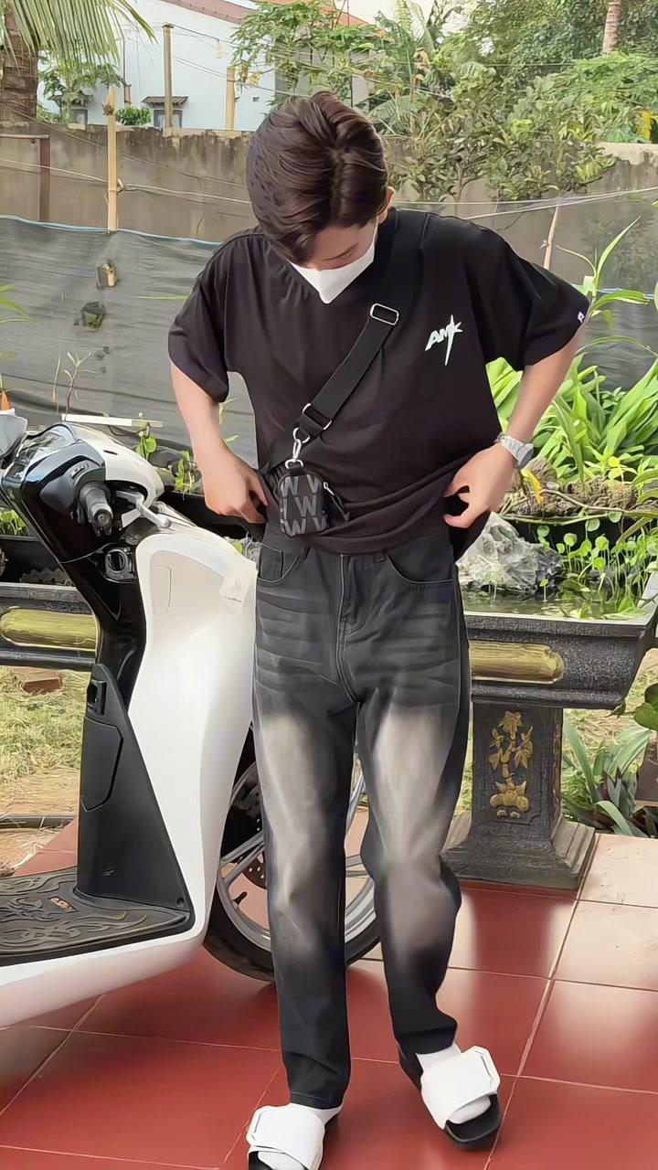 Stylish Pants Fashion Promo