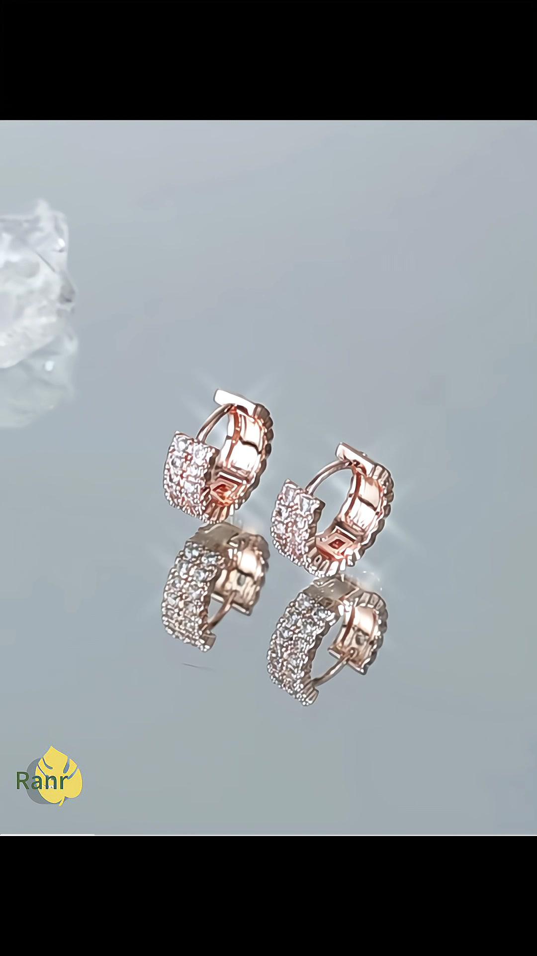 Elegant Jewelry Promotion