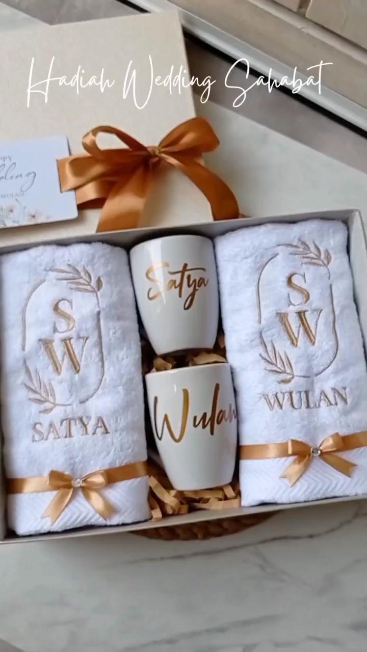 Custom Wedding Hampers Gift Promo
