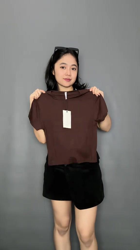 Crop Top Fashion Promo