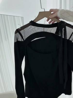 Trendy Fashion Top Promo
