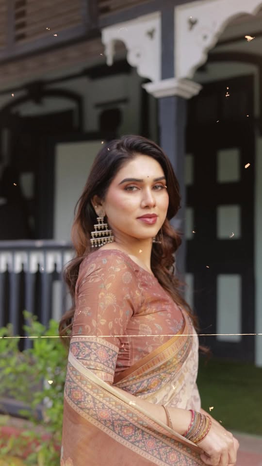 Elegant Saree Fashion Promo