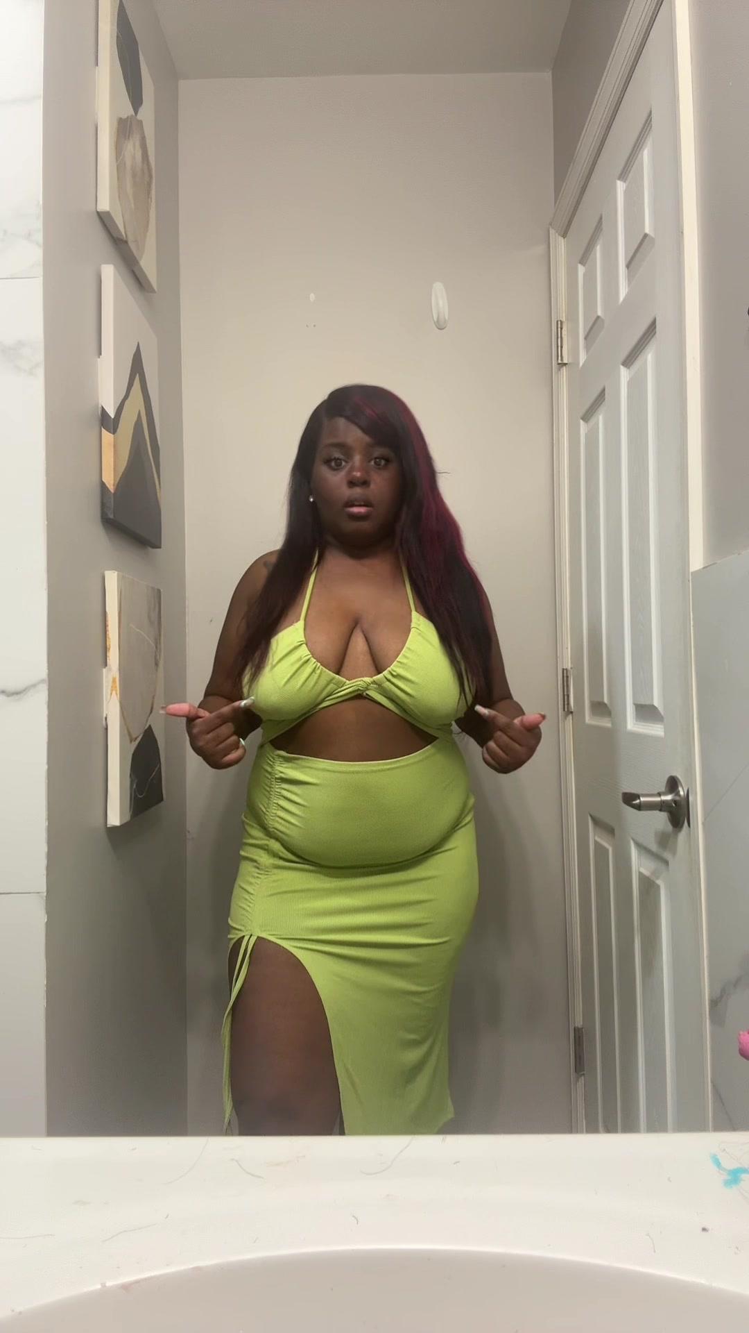 Cute Dress Fashion Promo