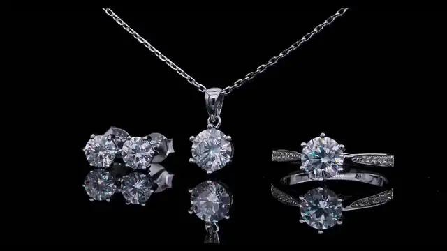 Elegant Jewelry Offer