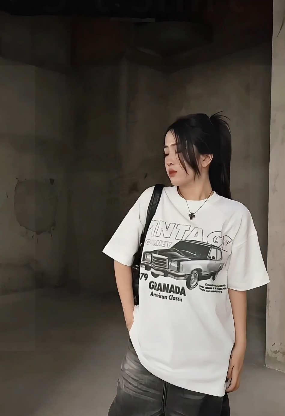 Unisex T-Shirt Fashion Promo