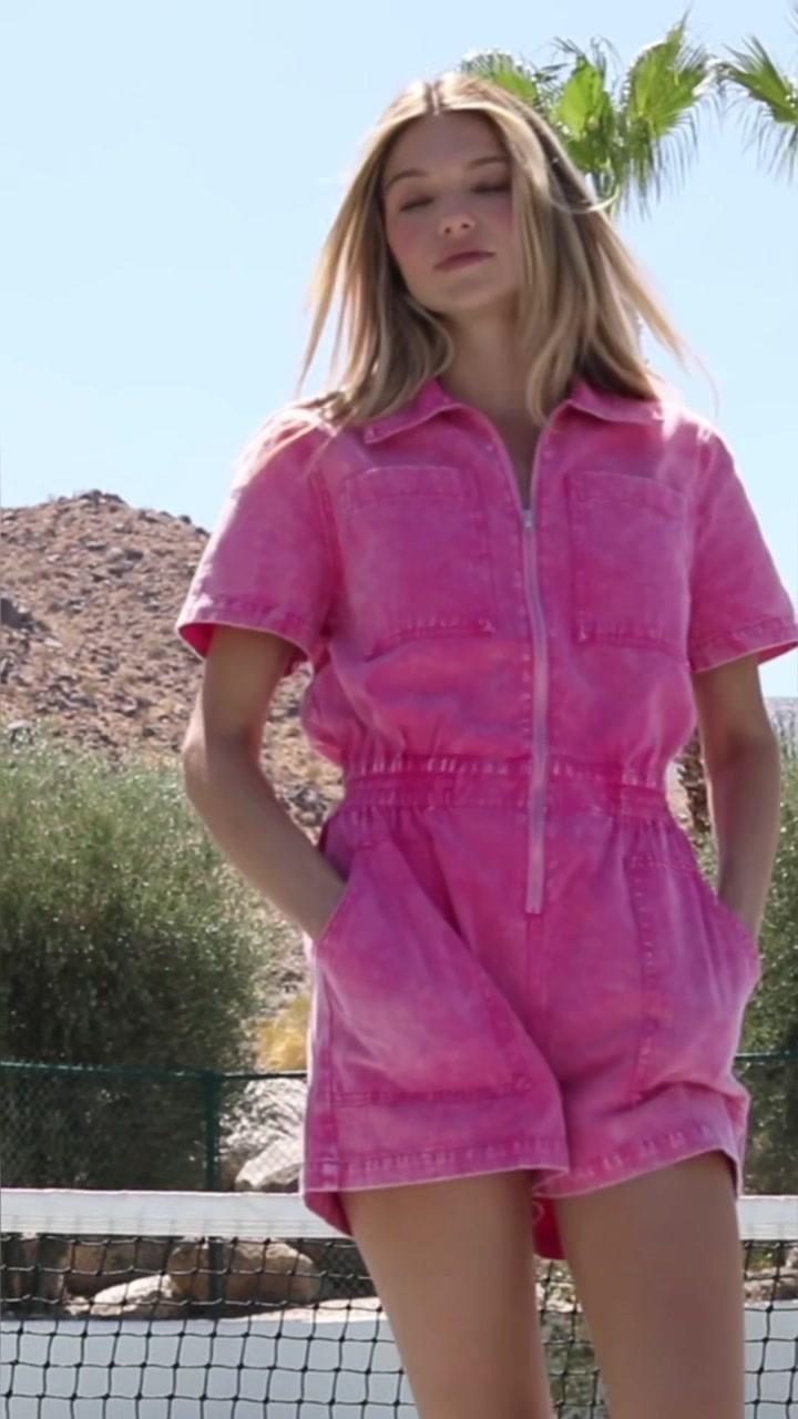 Spring Fashion Pink Romper Promo