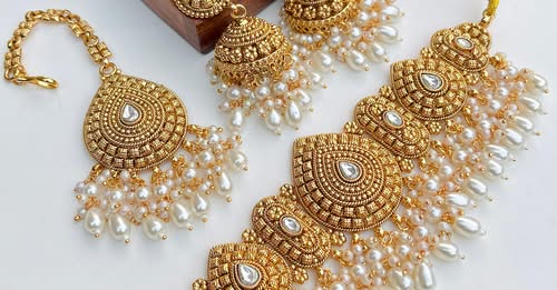 Matte Gold Finish Jewelry Set Promotion