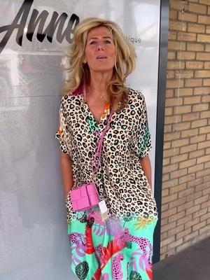 Stunning Fashion Apparel Promo