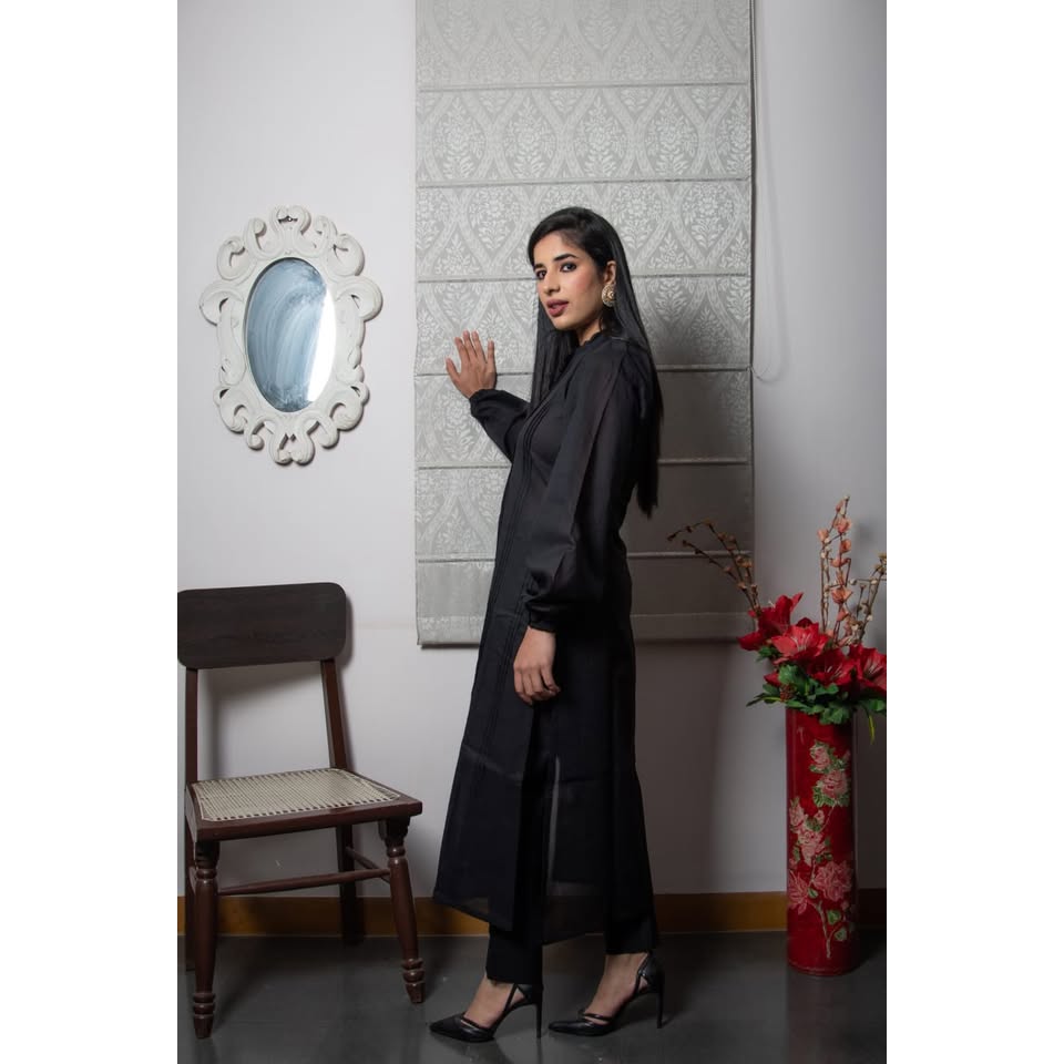 Luxurious Hand-Embroidered Fashion Promo