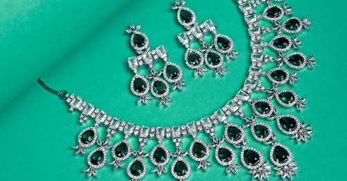 Elegant Jewelry Set Promotion