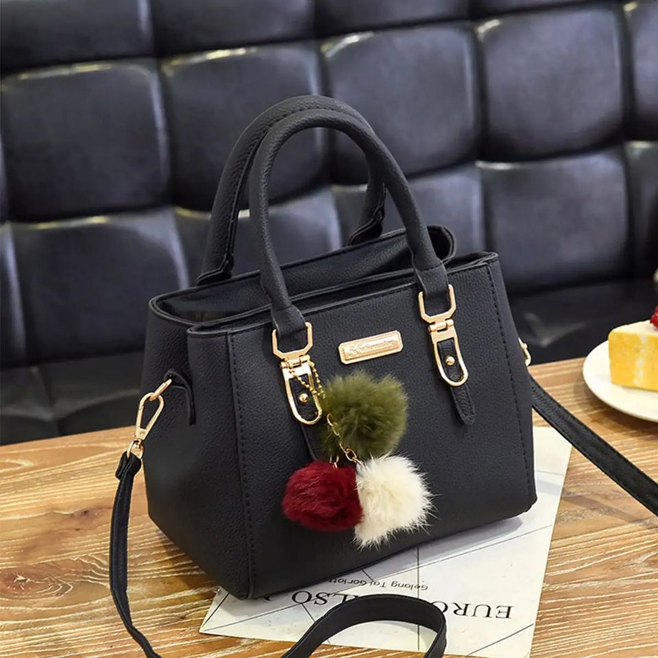 Essential Bags & Accessories Promo
