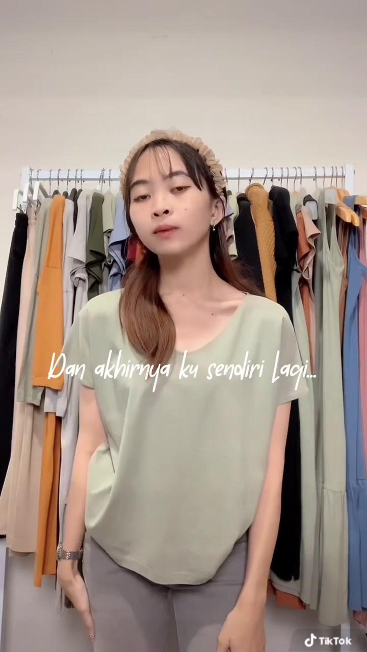 Fashion Apparel Live Promo