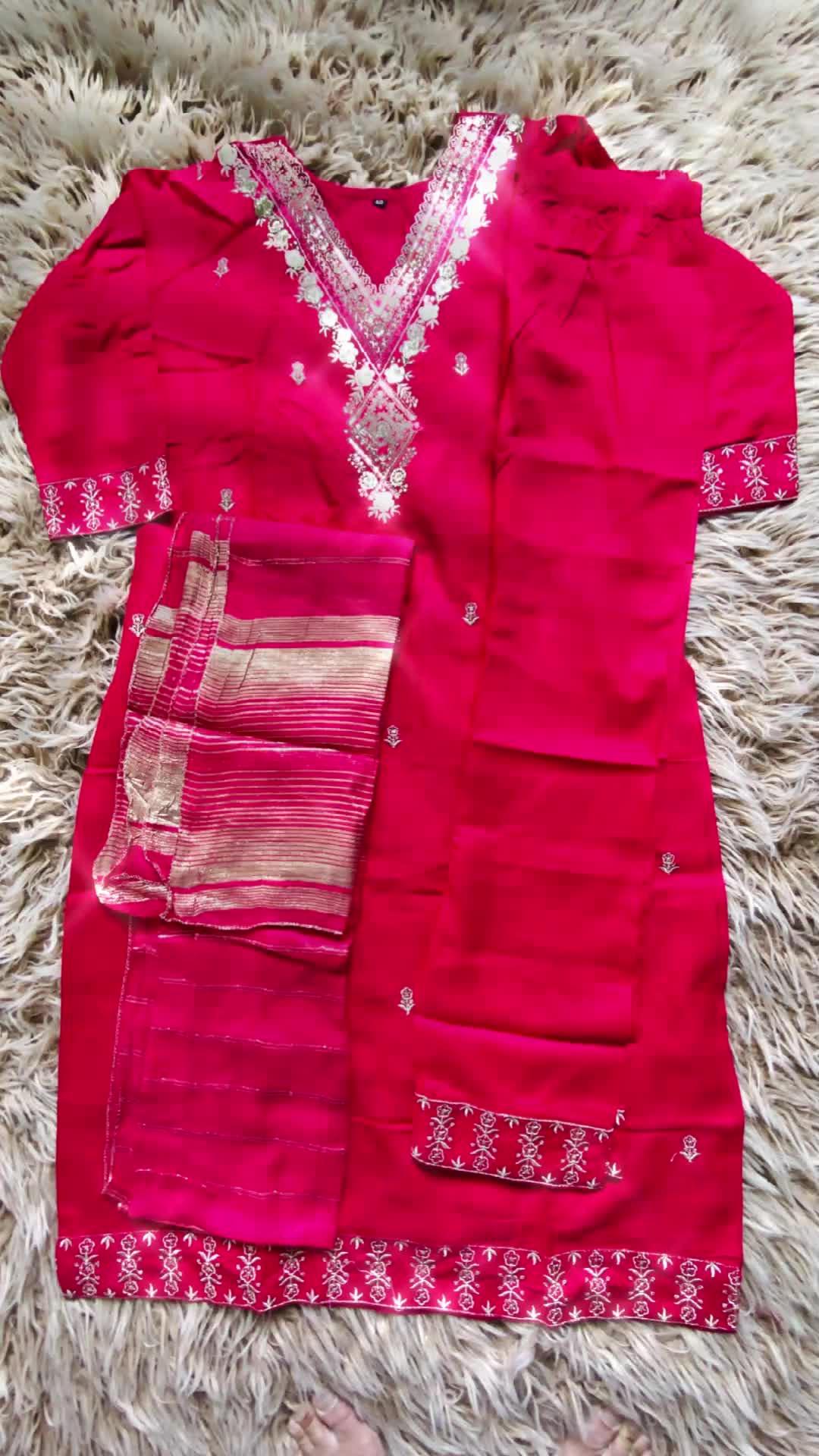 Viral V-Neck Embroidery Kurti Set Promo