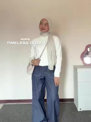Minimalist Fashion Outfit Promo
