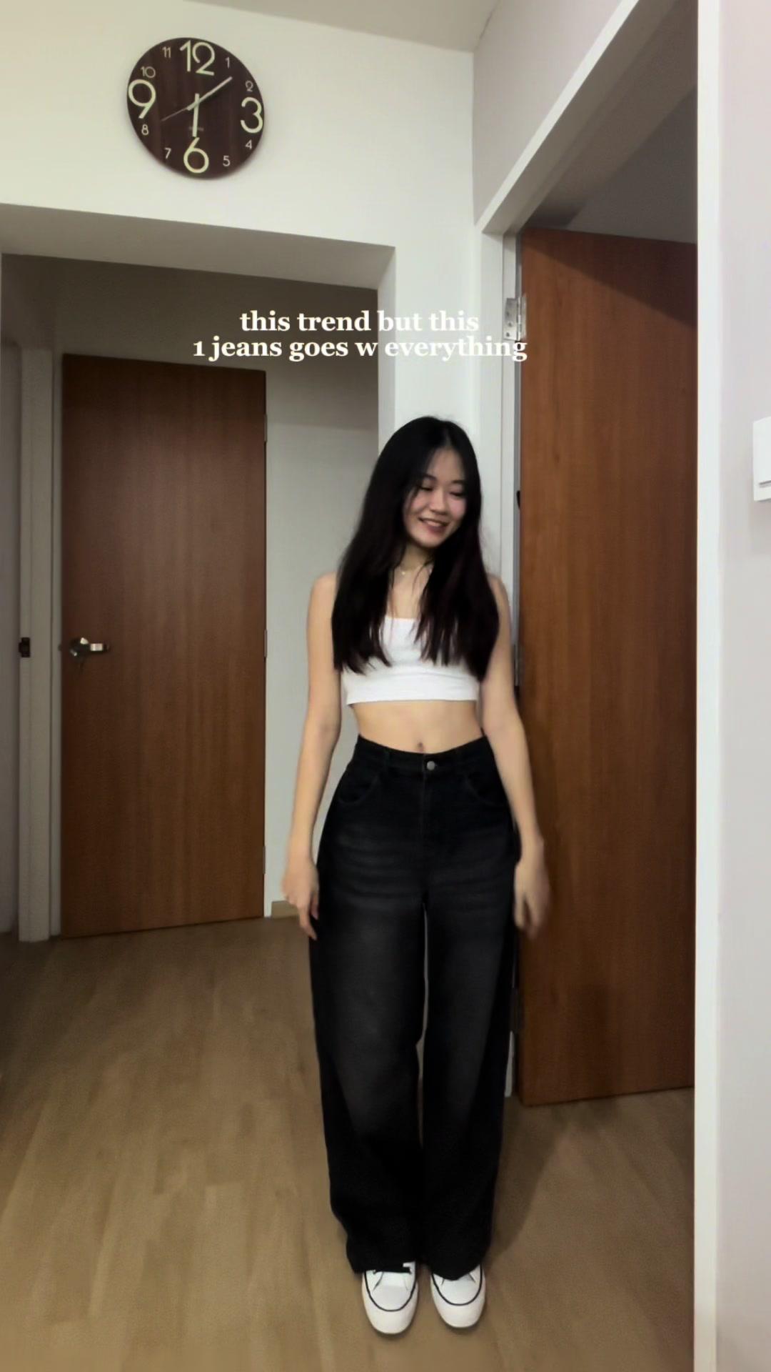 Baggy Oversized Jeans Fashion Promo