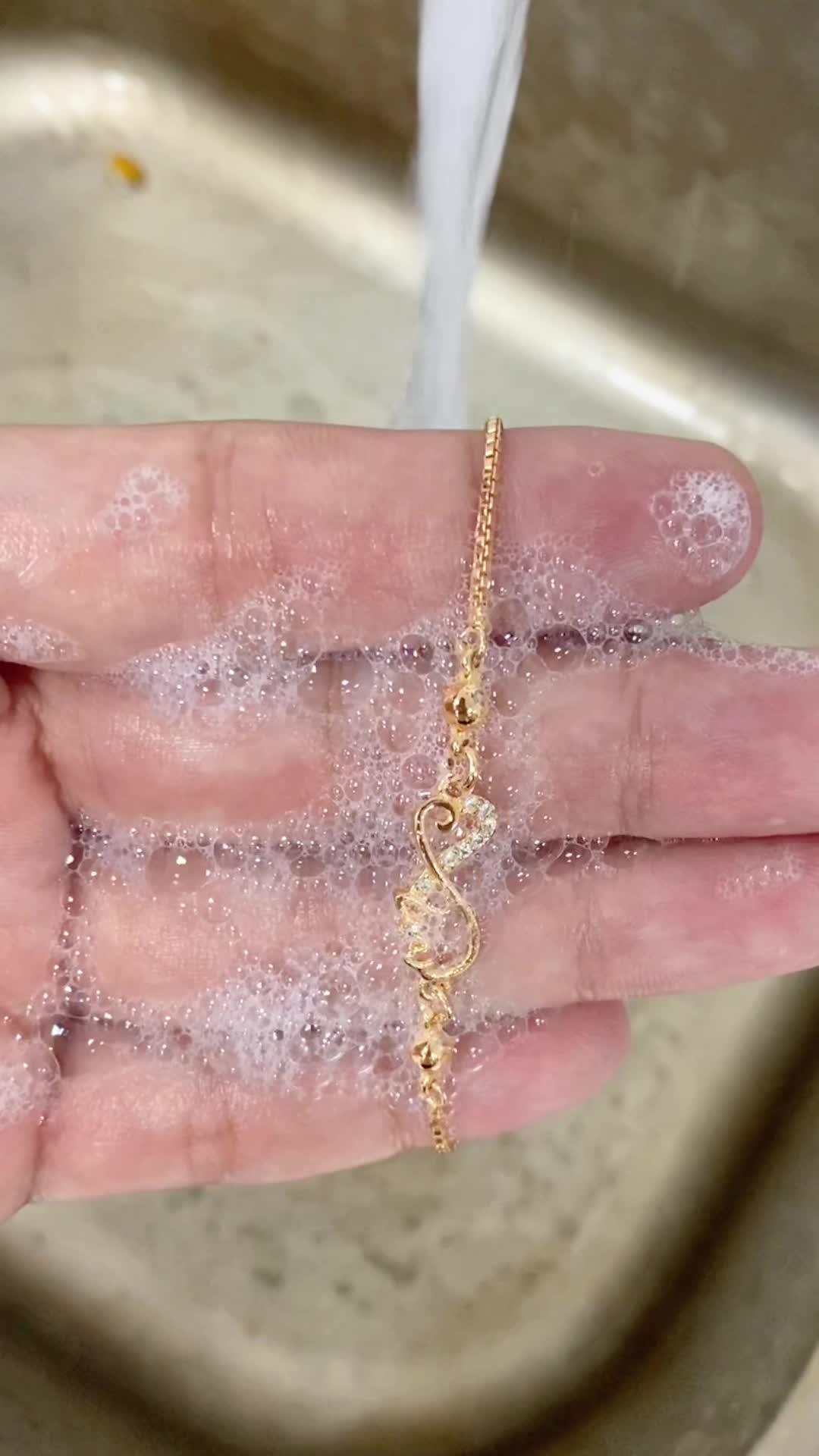 Elegant Gold Bracelet Promo