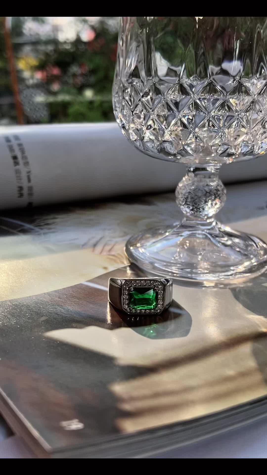 Men's Vintage Ring Jewelry Promo