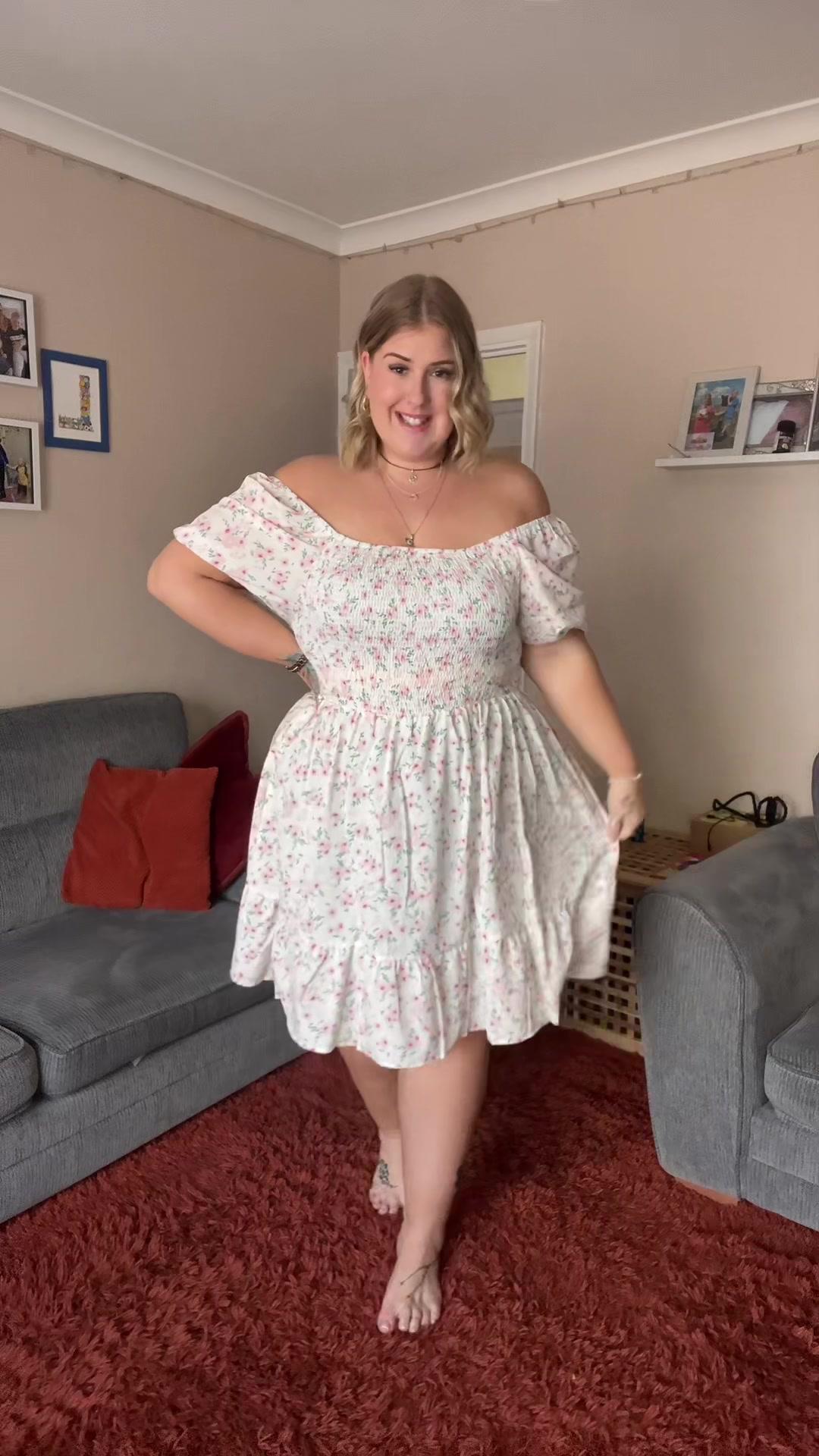 Girly Dress Fashion Promo