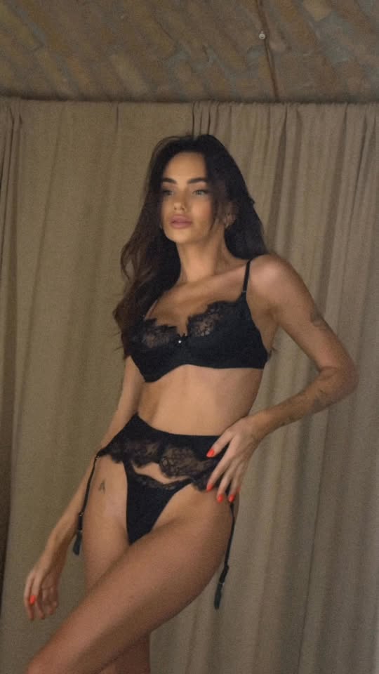 Volume Up Lingerie Collection Promo