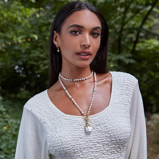 Autumn Pearl Necklace Jewelry Promo