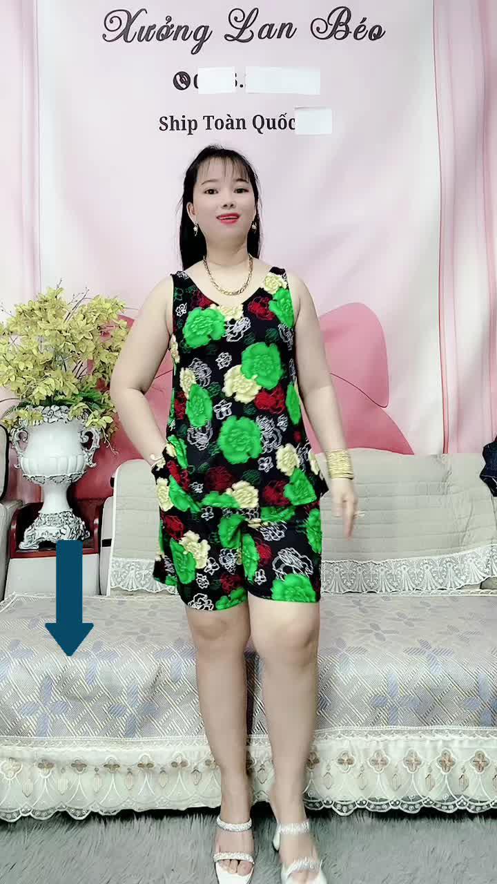 Floral Pattern Fashion Outfit Promo