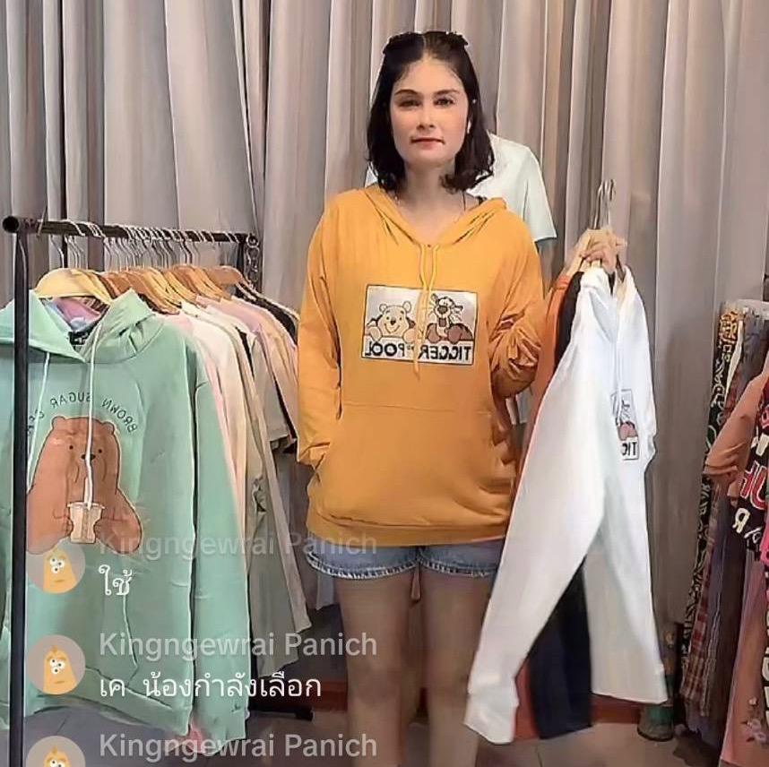 เสื้อผ้าแฟชั่นbyรถตู้Shop