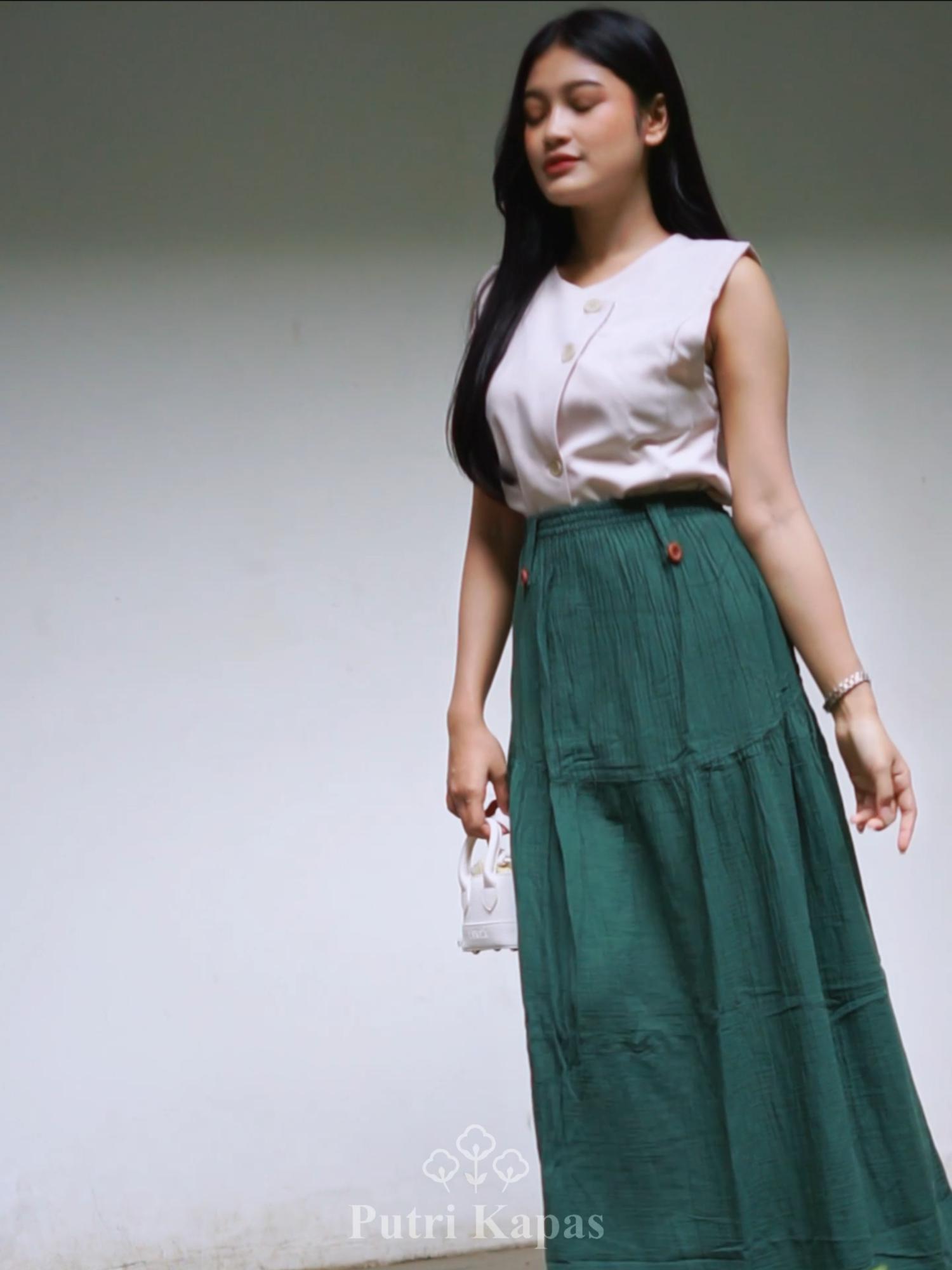 Women's Skirt Fashion Promo