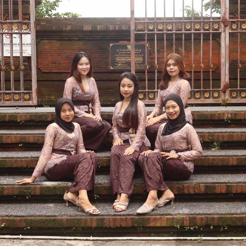 PURNA BALI KEBAYA