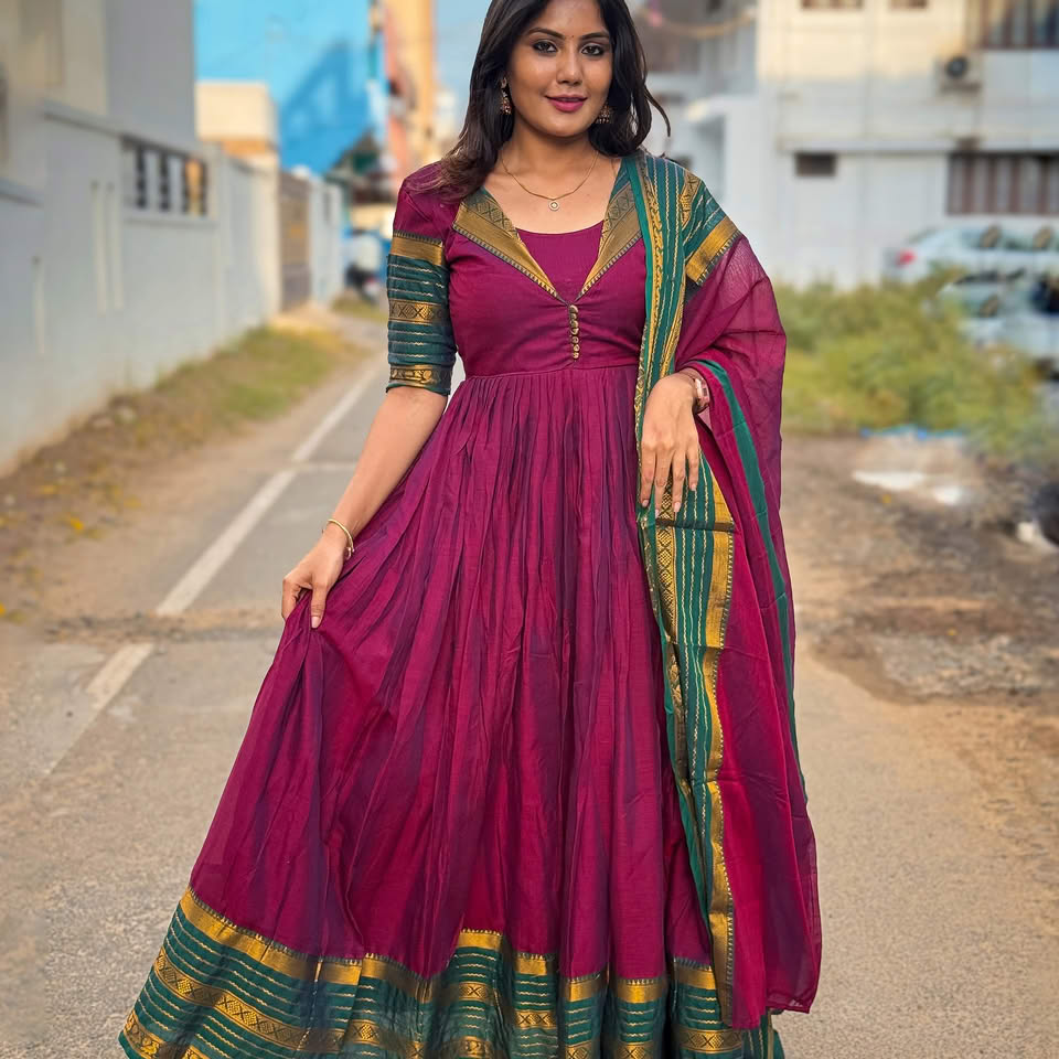Elegant Fashion Dress Promo