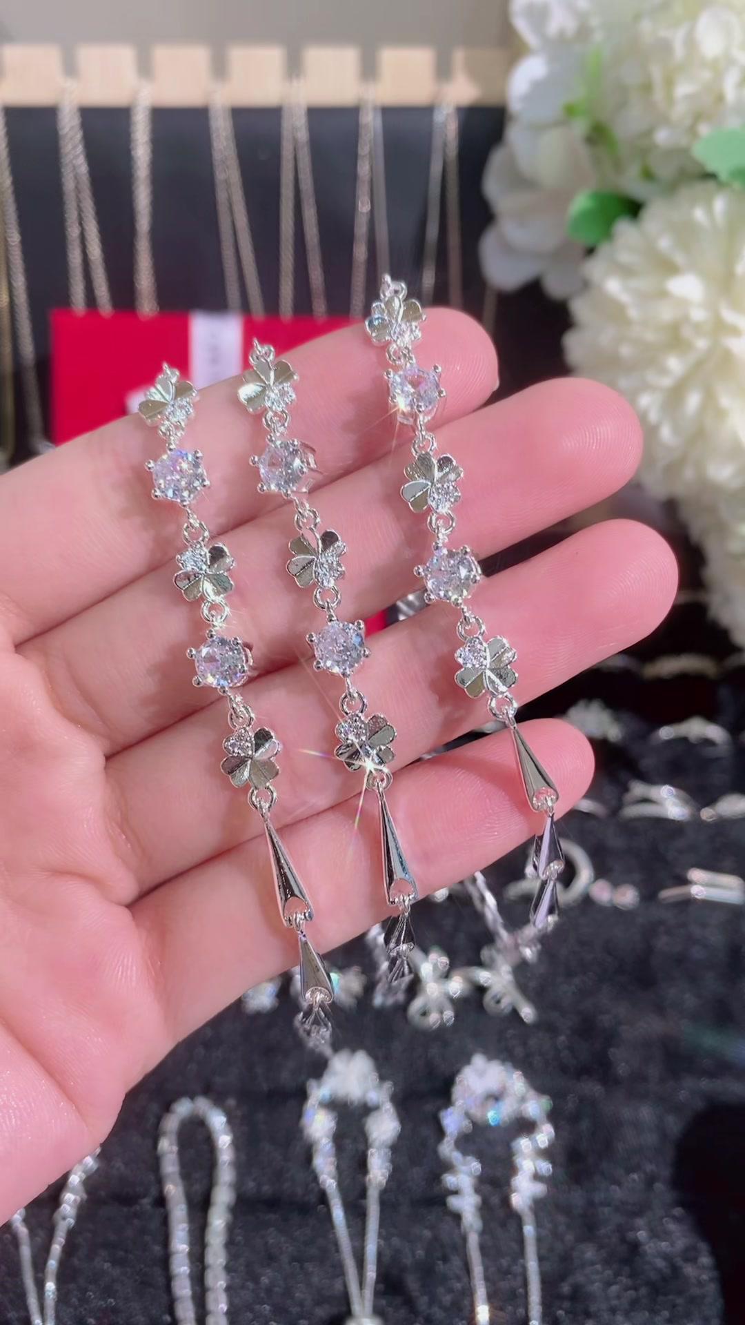 Trending Silver Jewelry Promo