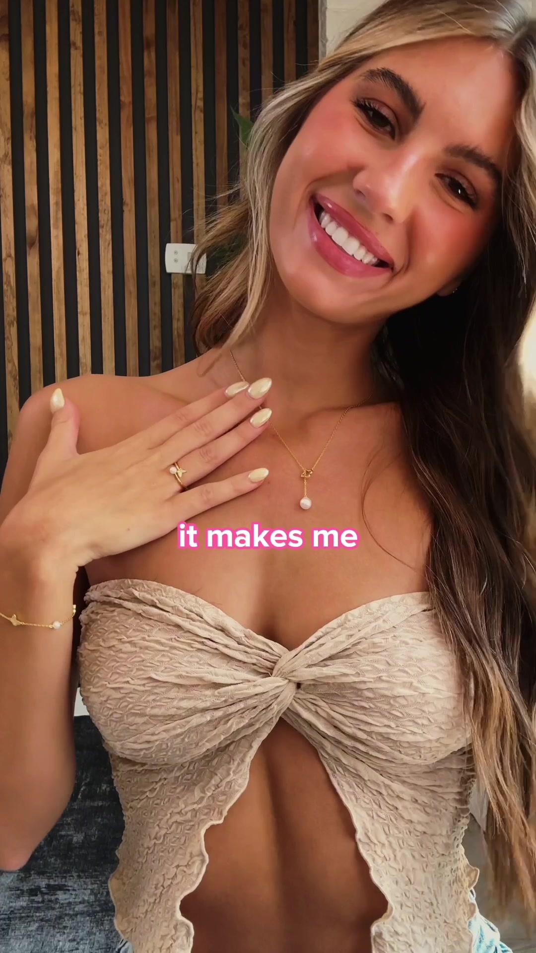 Dainty Jewelry Collection Promo