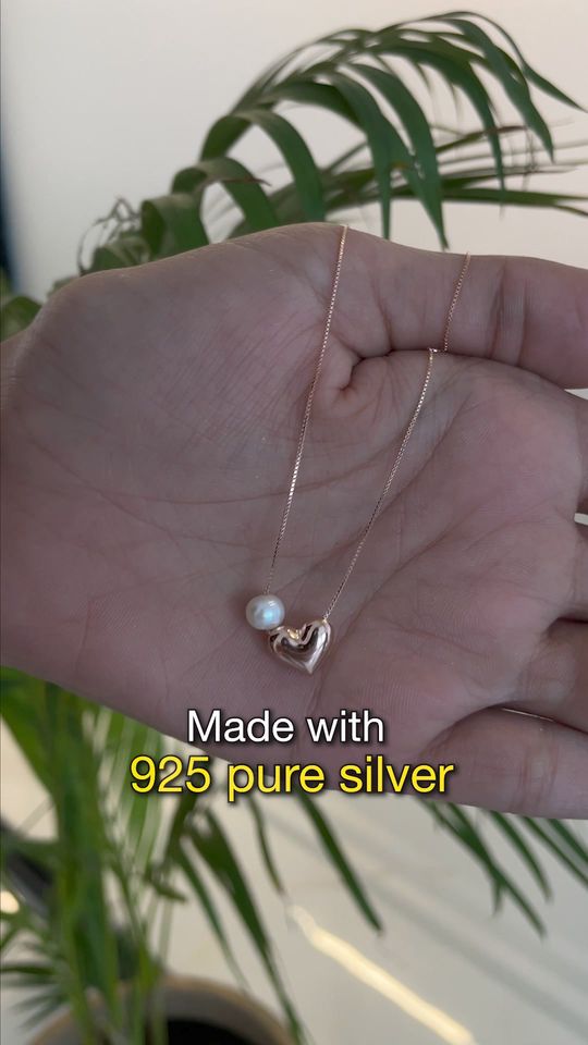 Rose Gold Pearl Necklace Promo