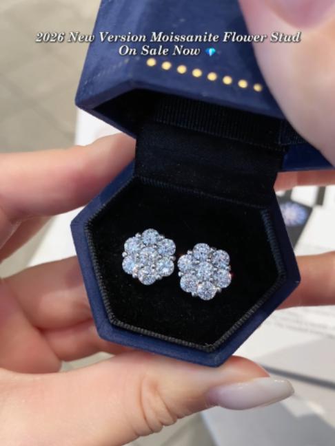 Moissanite Flower Stud Jewelry Promo
