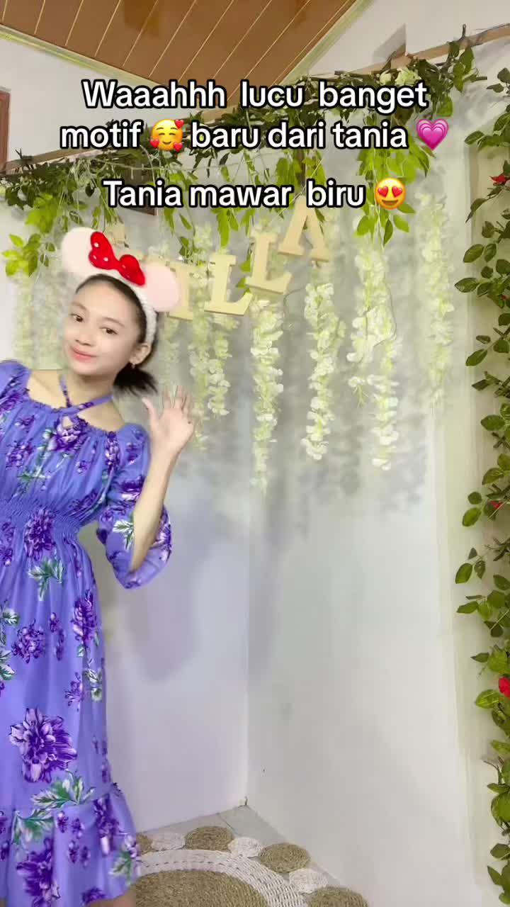 Tania's New Dress Fashion Promo