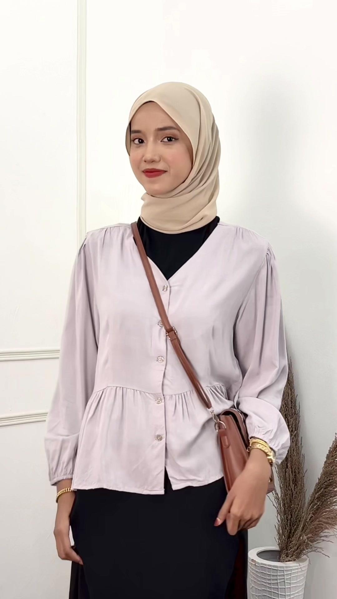 Dolly Blouse Fashion Promo