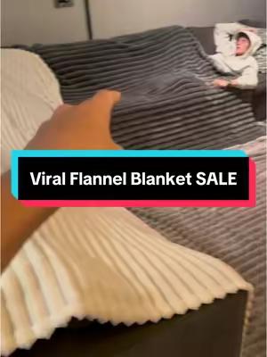 Viral Flannel Blanket Sale