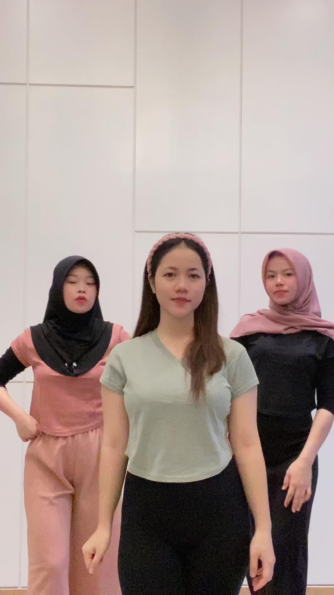 Casual Crop Tops Collection