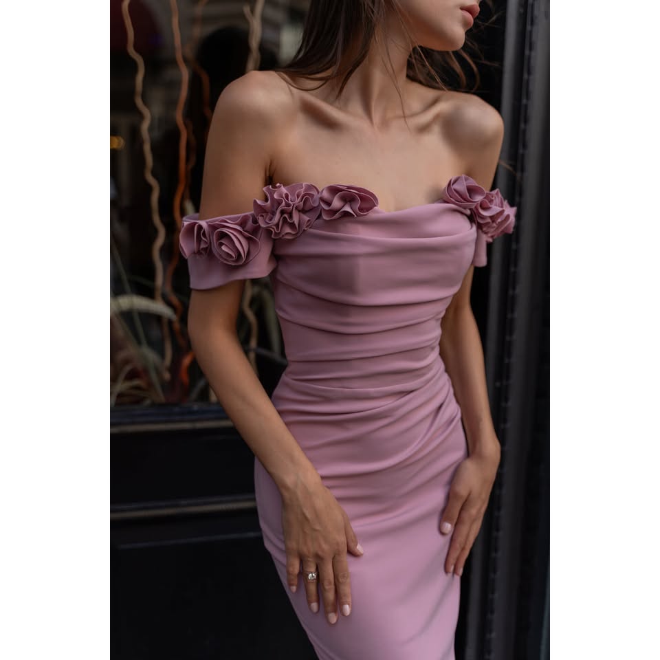 Elegant Dress Promo