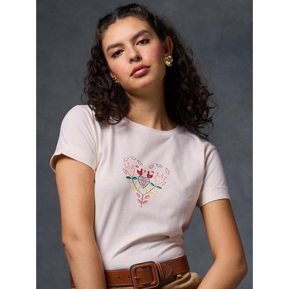 Saaki Fashion Apparel Promo