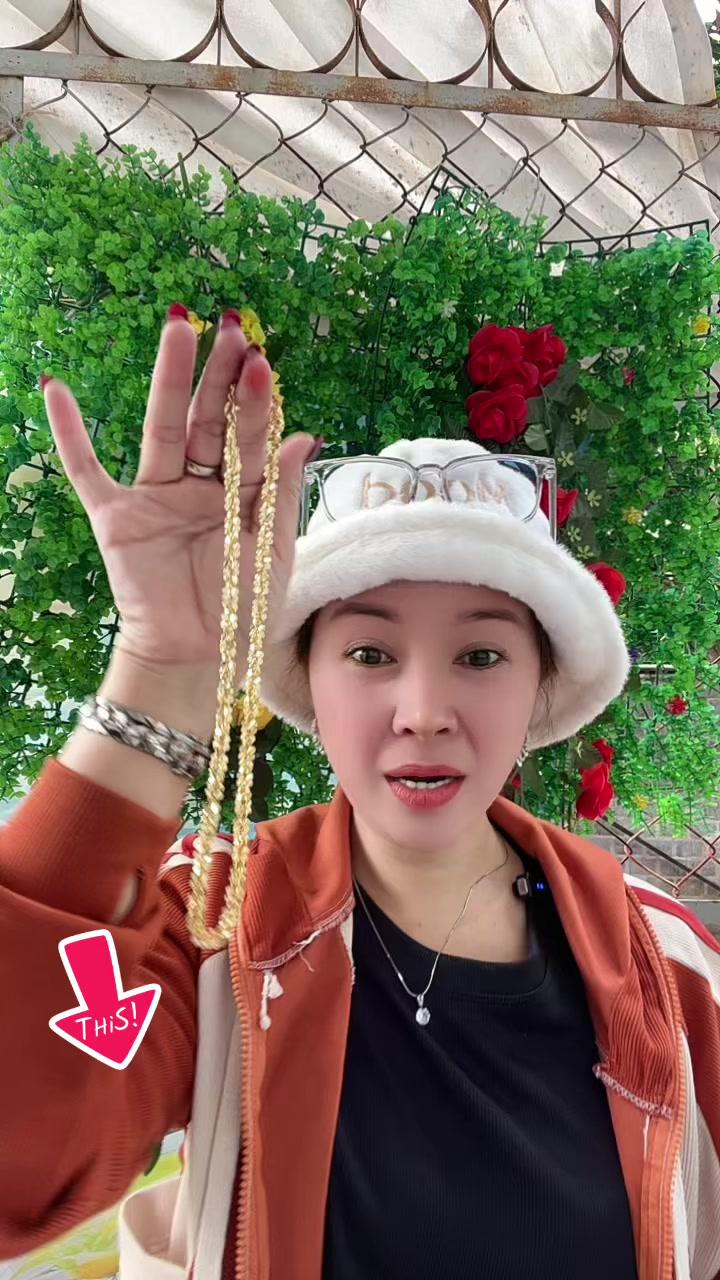Butterfly Twist Necklace Promo