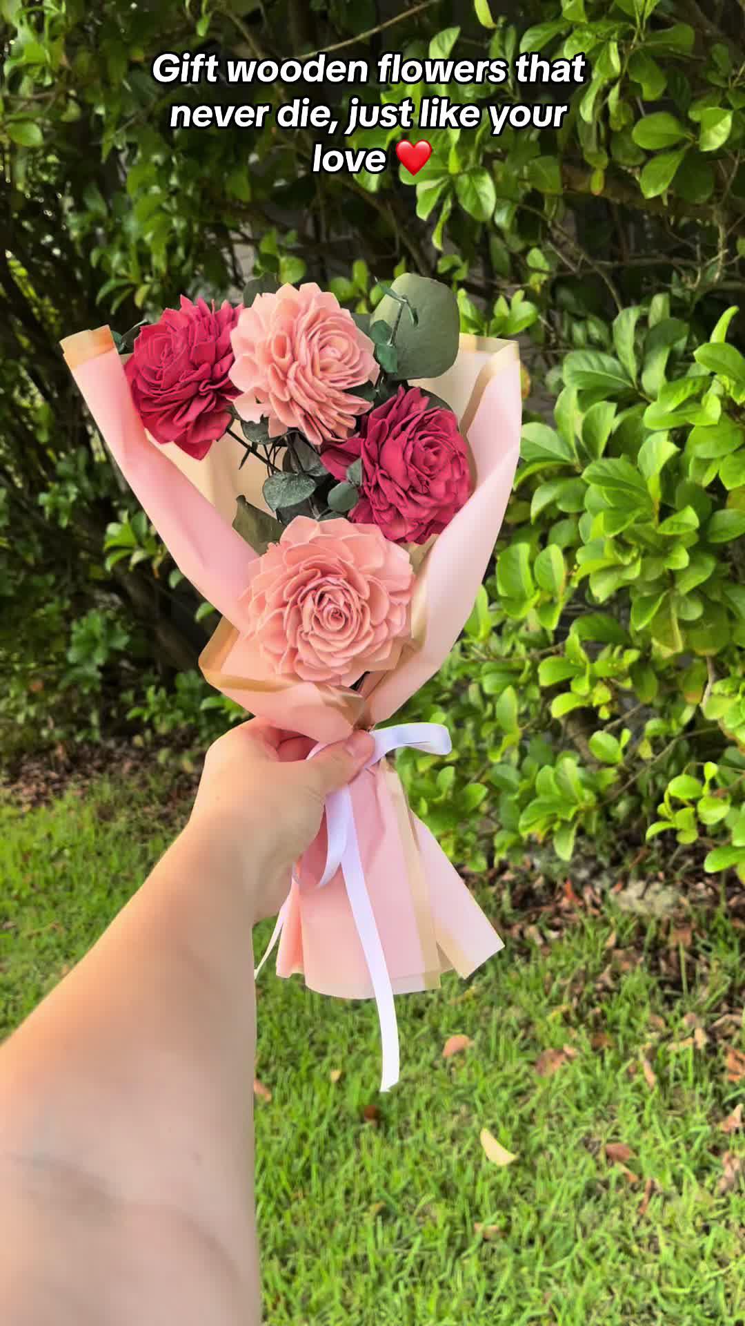 Wooden Bouquet Gift Promo