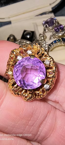 Elegant Ring Jewelry Promo