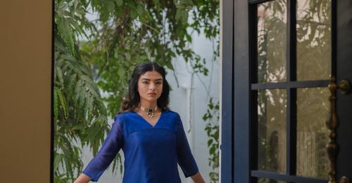 Elegant Fashion Apparel Promo
