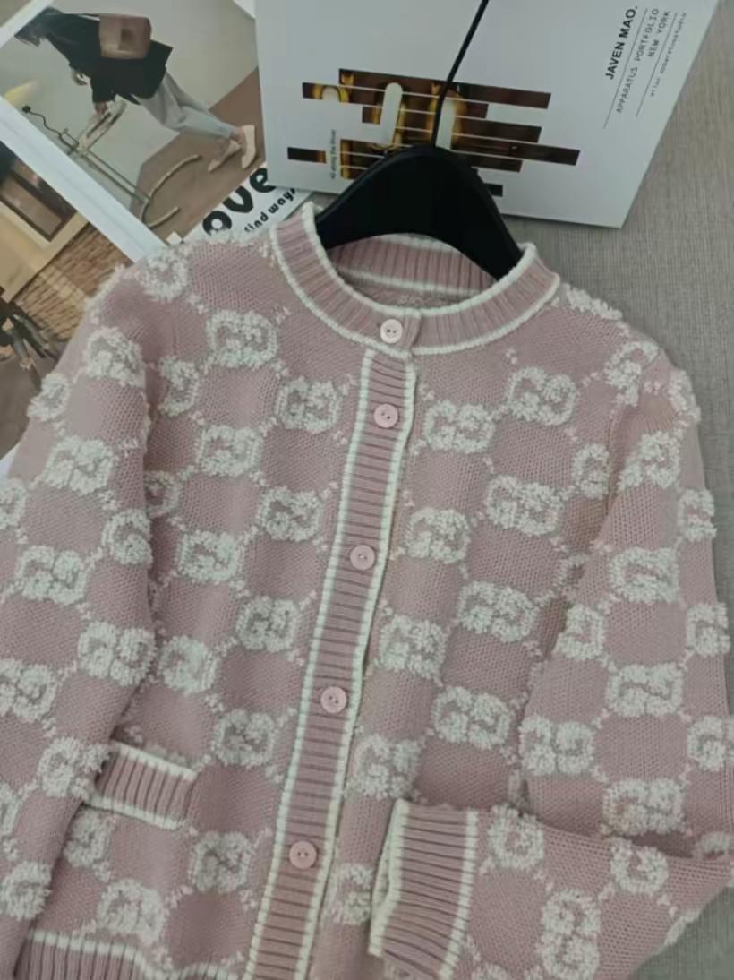 Pinker GG Cardigan Fashion Promo