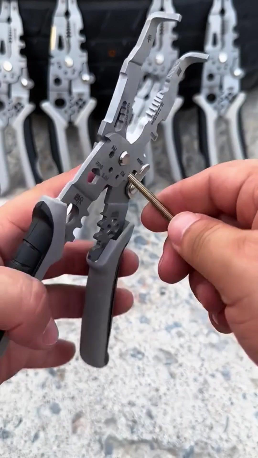 Multi-Tool Pliers General Product Ad