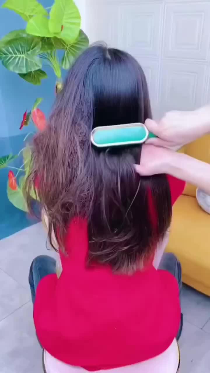 Straightening Hair Comb Promo